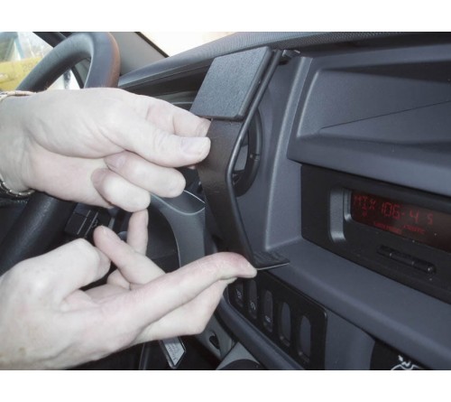 Proclip Opel Movano/Renault Master 04-10 Center mount