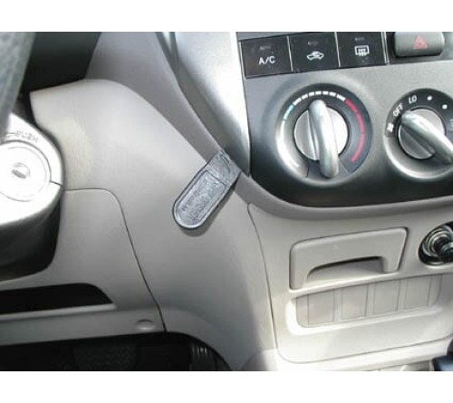 Proclip Toyota RAV 4 04-05 Center mount