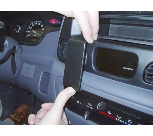 Proclip Toyota Town Ace 03-05 Center