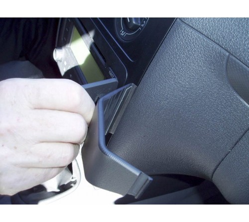 Proclip VW Caddy 04-15 Angled (NOT for glove compartment)