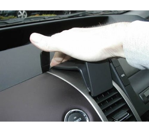 Proclip Toyota Prius 04-09 Center mount