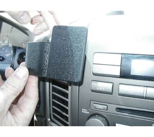 Proclip Infiniti QX56 04-07 Center mount