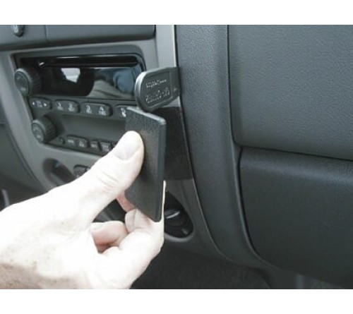 Proclip Chevrolet Colorado 04-14 Angled mount