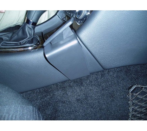 Proclip MB C-class 00-06/ CLC 09-11 Angled mount  Low