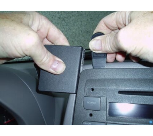 Proclip Fiat Panda 04-07 Center mount