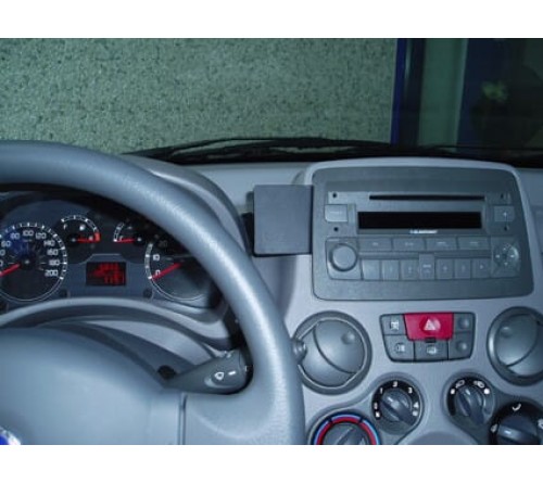 Proclip Fiat Panda 04-07 Center mount