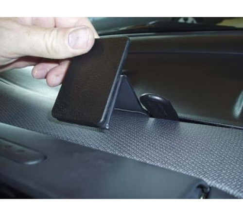 Proclip Nissan Micra 03-10 Center mount