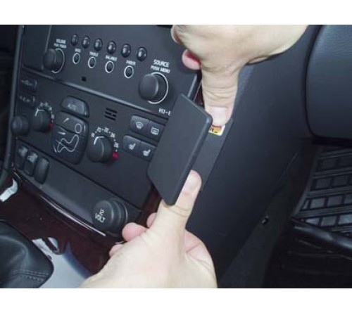 Proclip Volvo S60 05-10/V70 05-08/XC70 05-07 Angled / WOOD