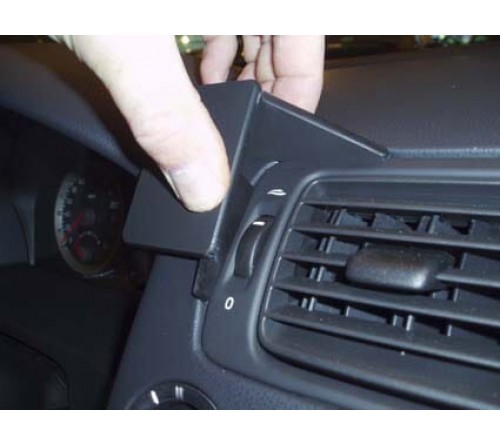 Proclip Volvo V50/S40 04-12 /C30 07-13 Center mount