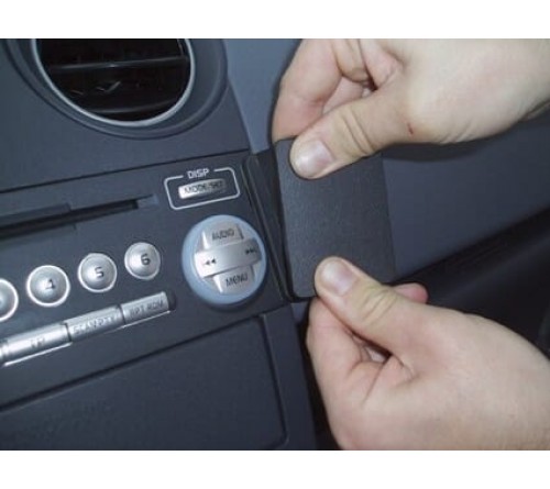 Proclip Mitsubishi Colt 05-08 Angled mount