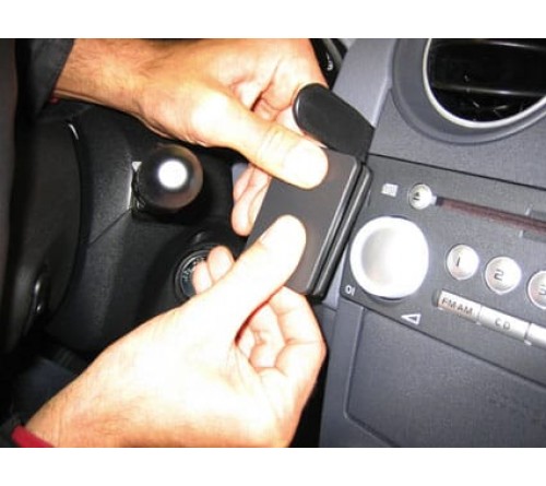 Proclip Mitsubishi Colt 05-08 Center mount