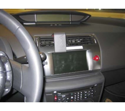 Proclip Citroen C4 05-10 Center mount  ONLY with navigation