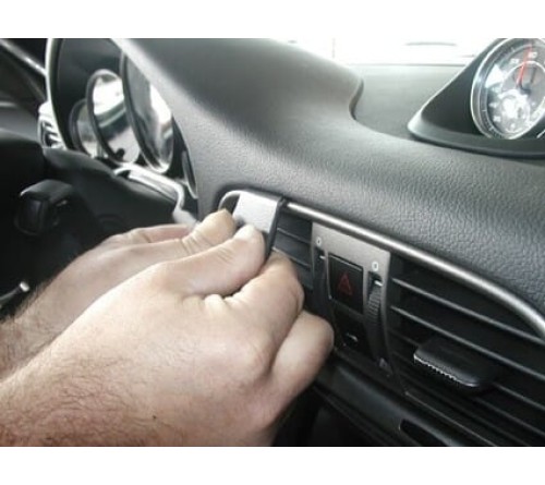 Proclip Porsche Carrera 911 04-11 Center mount