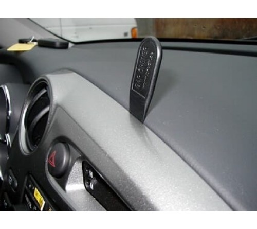 Proclip Toyota Matrix 05-08 Center mount