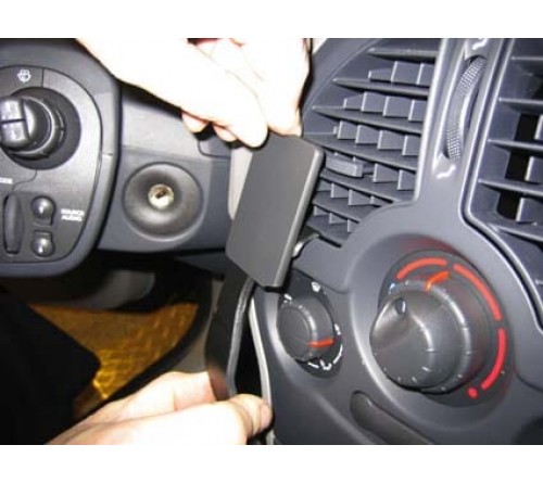 Proclip Renault Modus 05-13 Center mount