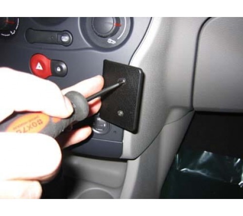 Proclip Renault Modus 05-13 Angled mount