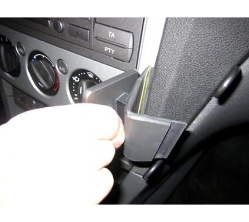 Proclip Ford Focus 05-10 Angled mount