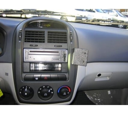 Proclip Kia Cerato 05-09 Angled mount