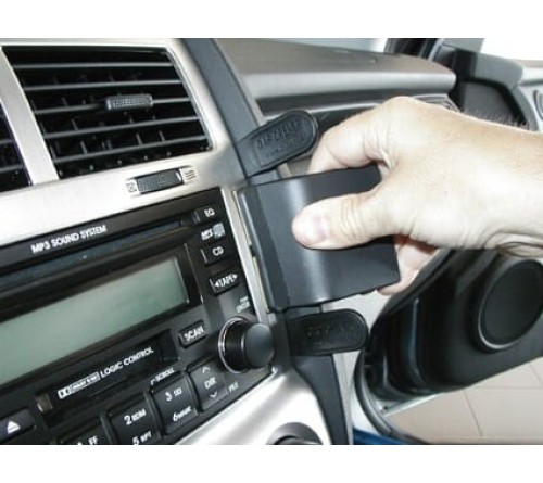 Proclip Kia Sportage 05-10 Angled mount