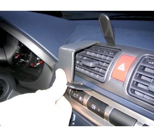 Proclip Kia Picanto 05-11 Center mount