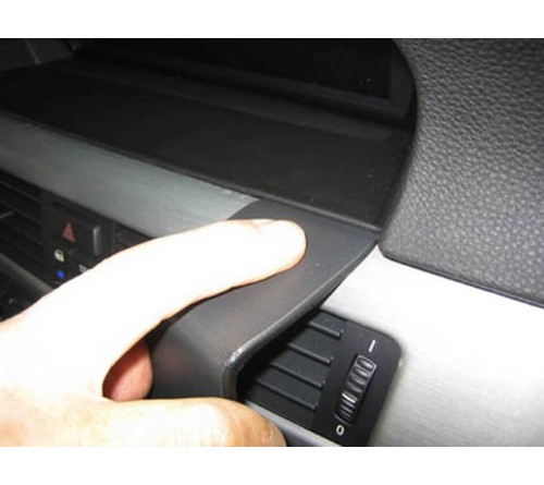 Proclip BMW 3-serie E90 05-12 Angled with Nav.
