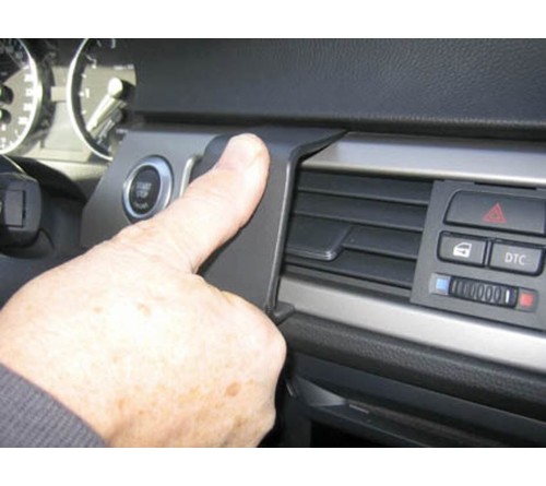 Proclip BMW 3-serie E90 05-12 Center mount NOT navi/wood