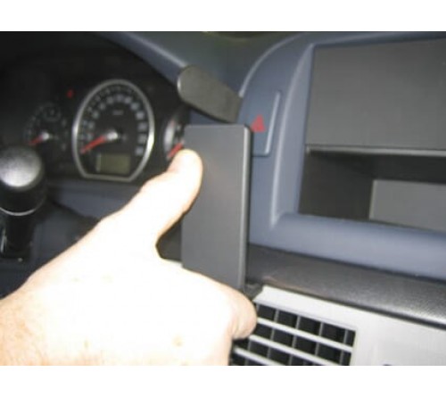 Proclip Hyundai Sonata 05-08 Center mount