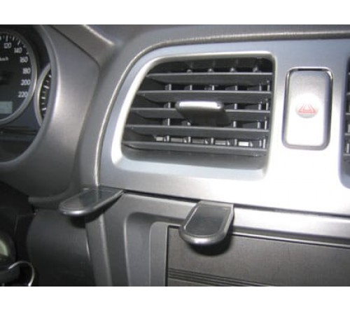 Proclip Subaru Impreza 05-07 Center mount