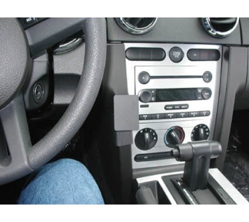 ProClip Ford Mustang 05-09 Center mount  Low