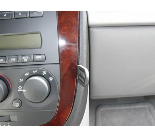 Proclip Chevr Uplander Pont. Montana SV6 05- Angled