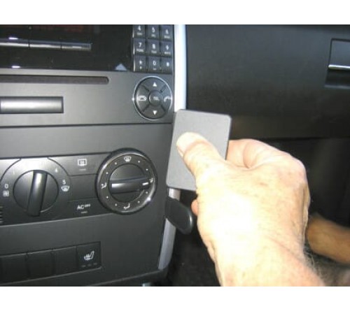 Proclip MB B-Class 05-11 Angled mount