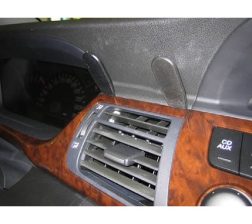 Proclip Honda FR-V 05-11 Center mount ONLY for wood