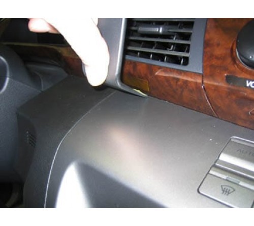 Proclip Honda FR-V 05-11 Center mount ONLY for wood