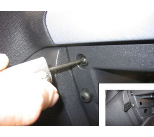 Proclip Opel Zafira B 05-11 Angled mount