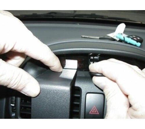 Proclip Kia Spectra EX/SX/5 05-06 Center mount