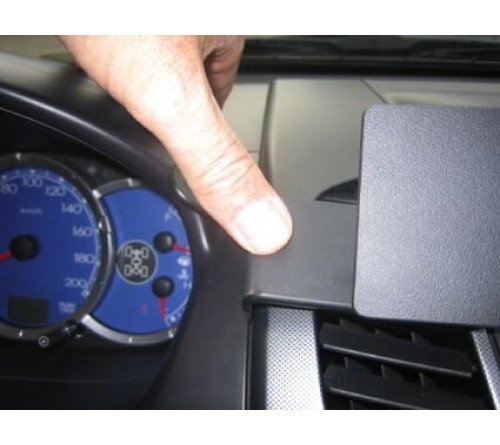 Proclip Mitsubishi L200 06-15 Center mount