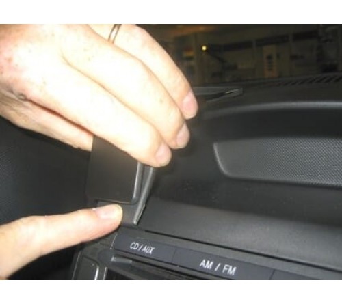 Proclip Peugeot 107/Citroen C1/Toyota AYGO 06-14 Center