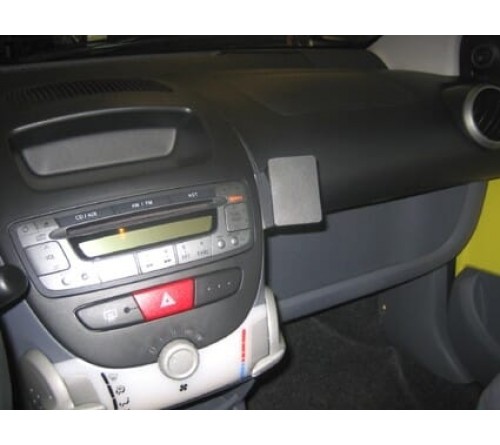 Proclip Peugeot 107/Citroen C1/Toyota AYGO 06-14 Angled