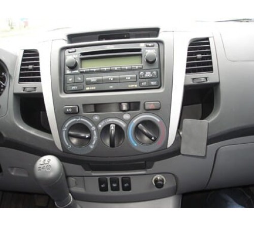 Proclip Toyota HiLux 06-11 Angled mount