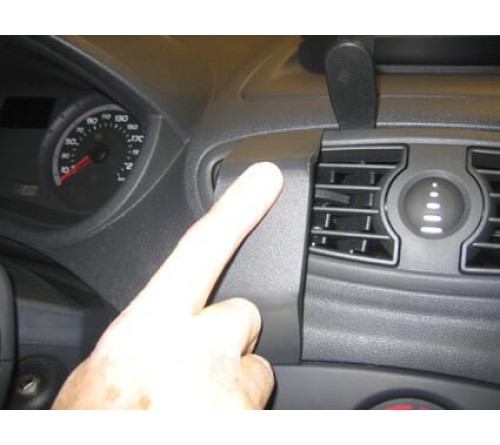 Proclip Renault Clio 06-12 Center mount