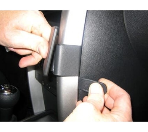 Proclip Peugeot 207 06-14 Angled mount