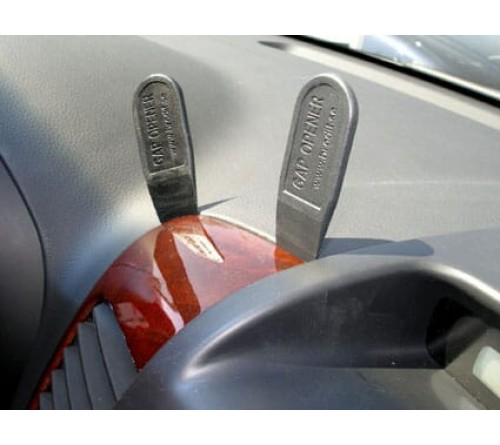 Proclip Kia Carnival 06-11 Center mount