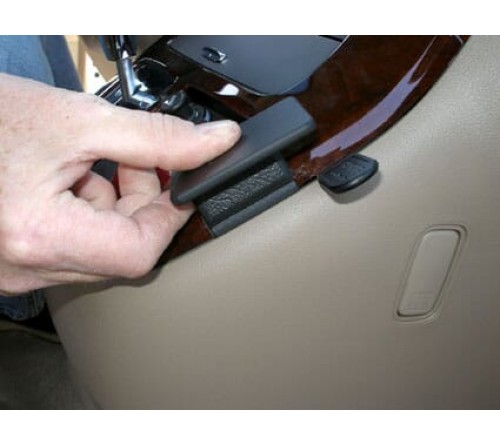 Proclip Kia Carnival 06-11 Angled mount