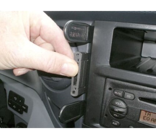 Proclip Iveco Daily 06-14 Center mount