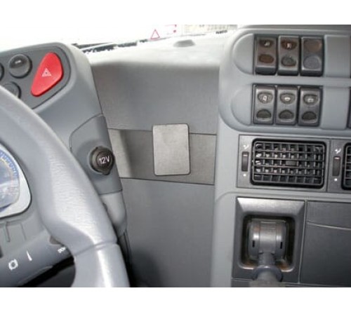 Proclip Iveco Stralis 01-12 Center mount NOT for Day Cab.