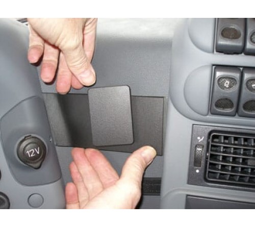 Proclip Iveco Stralis 01-12 Center mount NOT for Day Cab.