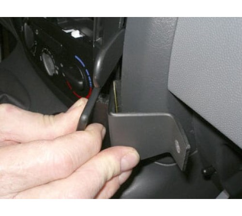 Proclip Peu.Expert/Citr.Jumpy/Fiat Scudo 07-16 Angled mount