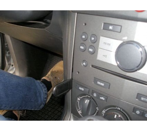 Proclip Opel Antara 07-15 Center mount