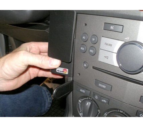 Proclip Opel Antara 07-15 Center mount