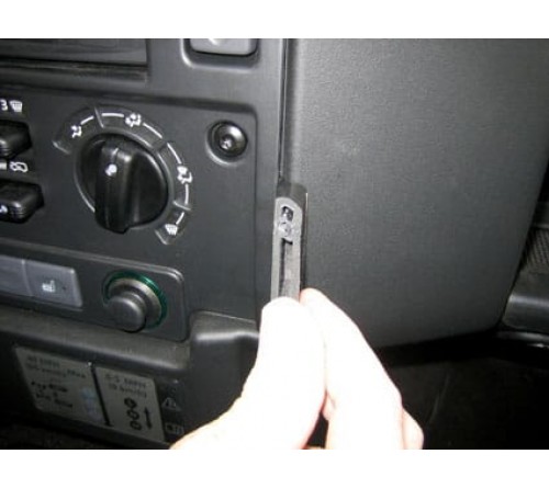 Proclip Land Rover Defender 07-16  Angled mount